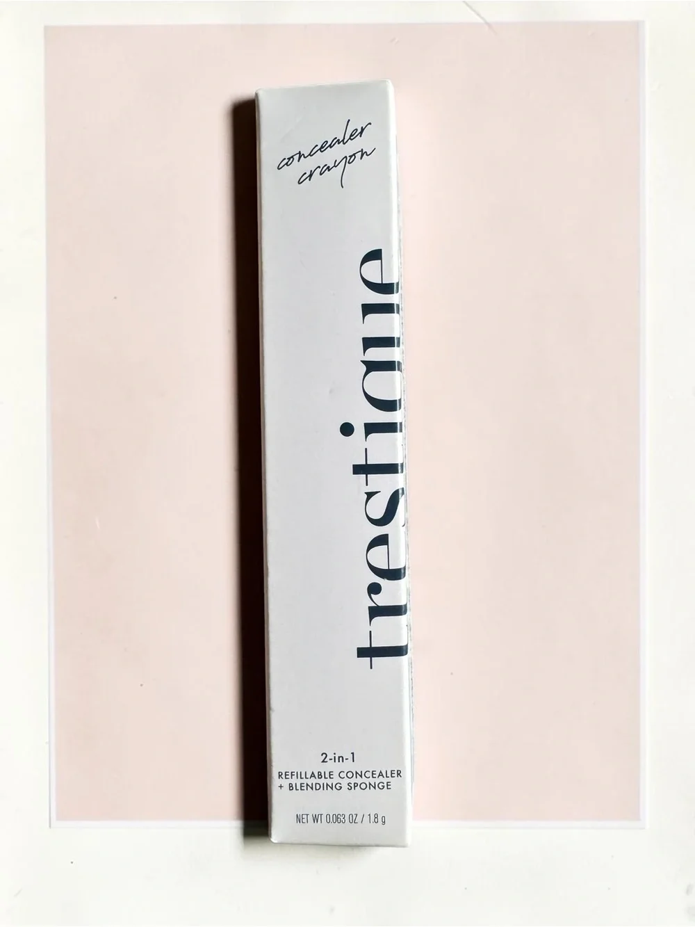 trèStiQue 2-in-1 Refillable Concealer + Blending Sponge in Clay